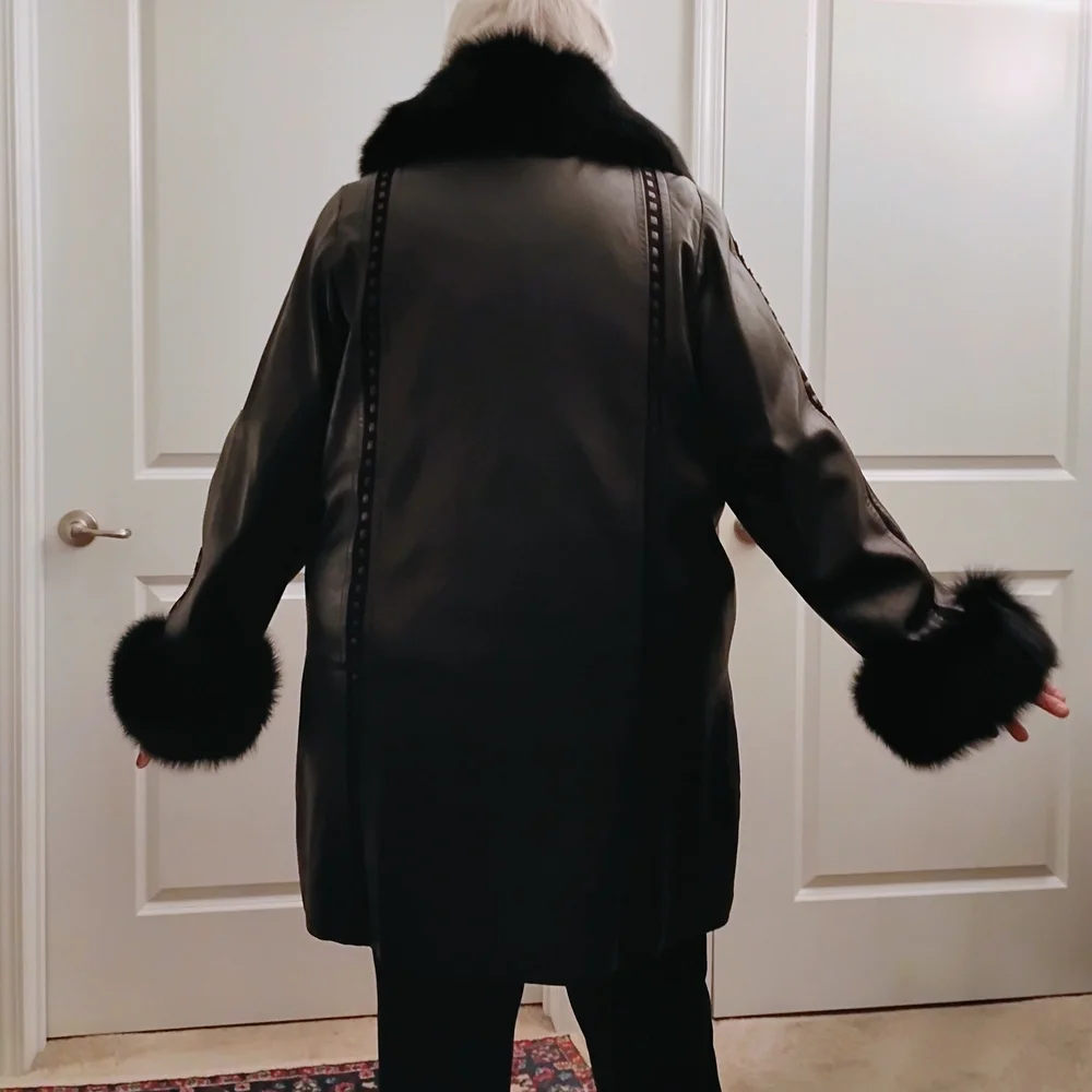 Men's Black Leather Jacket - Picture 12 of 12
